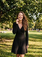 New for autumn/Winter 2024 Women Knit Slim Sexy Bodycon Dress V-Neck Long Sleeve Dress Solid Casual Midi Sweater Dress